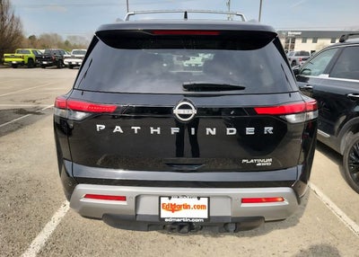 2023 Nissan Pathfinder Platinum