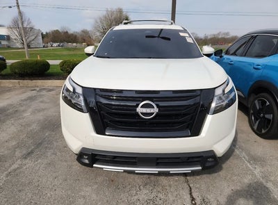 2024 Nissan Pathfinder Platinum