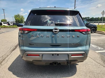 2026 Nissan Pathfinder Platinum
