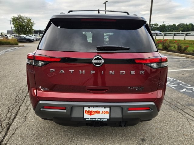 2026 Nissan Pathfinder Platinum