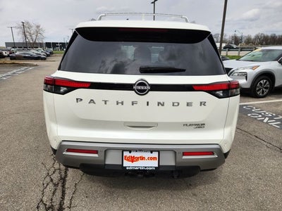 2023 Nissan Pathfinder Platinum