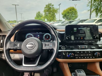 2024 Nissan Pathfinder Platinum