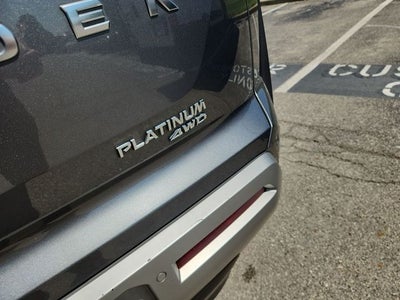 2023 Nissan Pathfinder Platinum