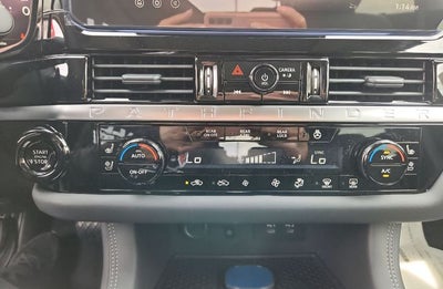 2026 Nissan Pathfinder Platinum