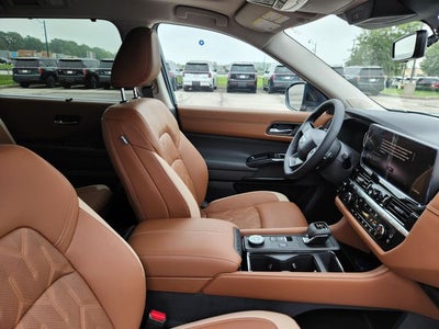 2026 Nissan Pathfinder Platinum