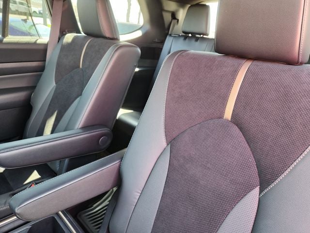 2025 Toyota Grand Highlander Hybrid MAX Platinum