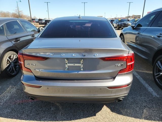 2019 Volvo S60 T6 Momentum