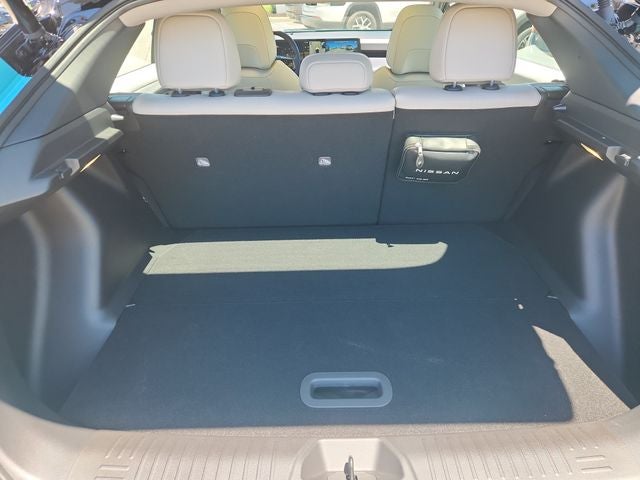 2026 Nissan Leaf PLATINUM+