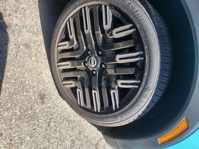 2026 Nissan Leaf PLATINUM+