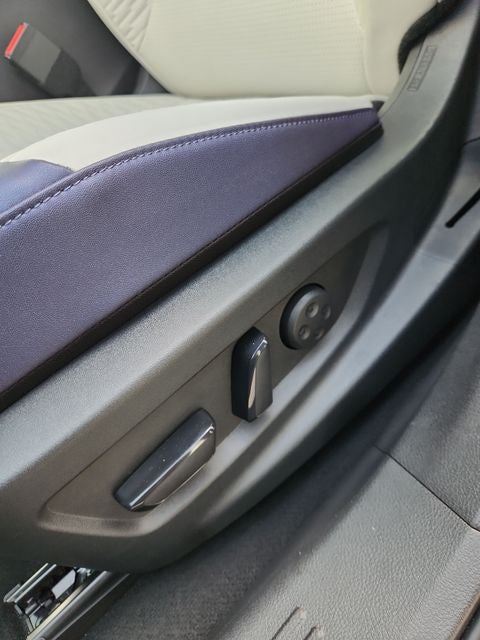 2026 Nissan Leaf PLATINUM+
