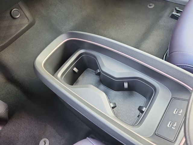 2026 Nissan Leaf PLATINUM+