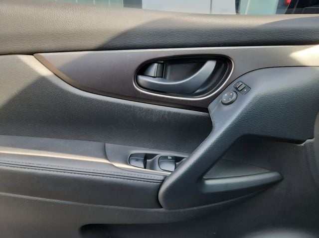 2022 Nissan Rogue Sport S