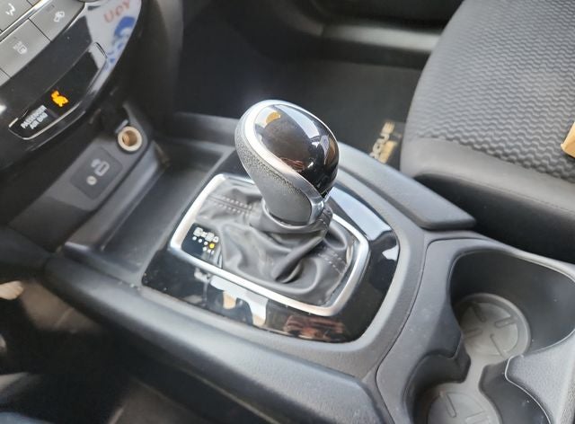 2022 Nissan Rogue Sport S