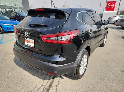 2022 Nissan Rogue Sport S