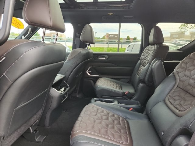 2025 Nissan Armada Platinum