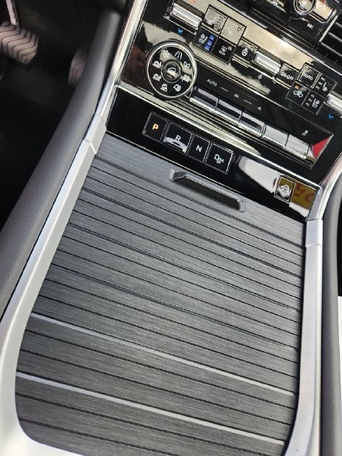 2025 Nissan Armada Platinum