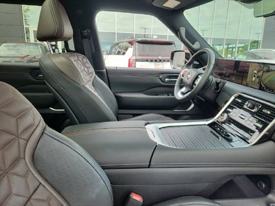 2025 Nissan Armada Platinum