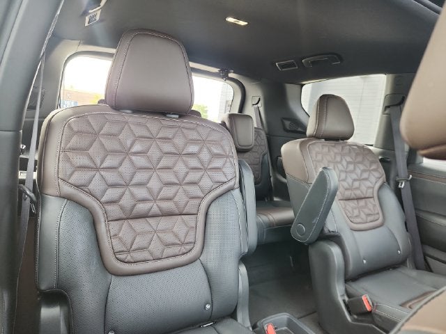 2025 Nissan Armada Platinum