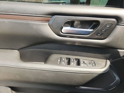 2025 Nissan Armada Platinum
