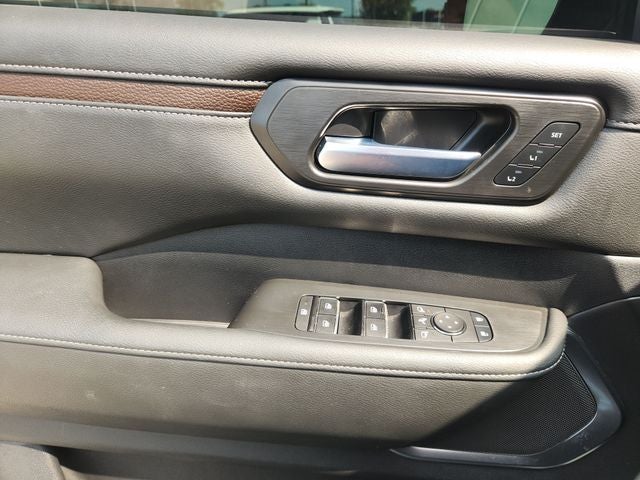 2025 Nissan Armada Platinum