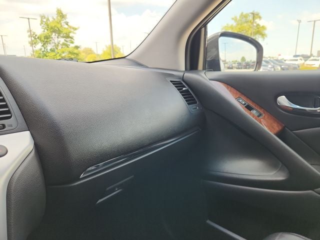 2010 Nissan Murano LE