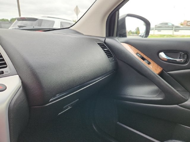 2012 Nissan Murano LE