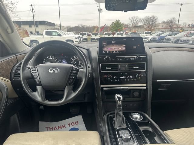 2024 INFINITI QX80 Premium Select