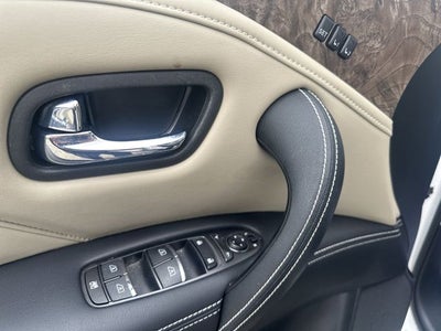 2024 INFINITI QX80 Premium Select