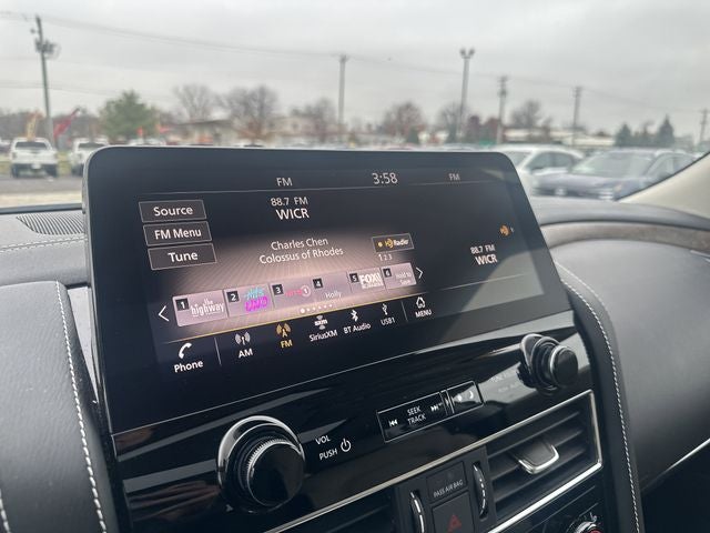 2024 INFINITI QX80 Premium Select