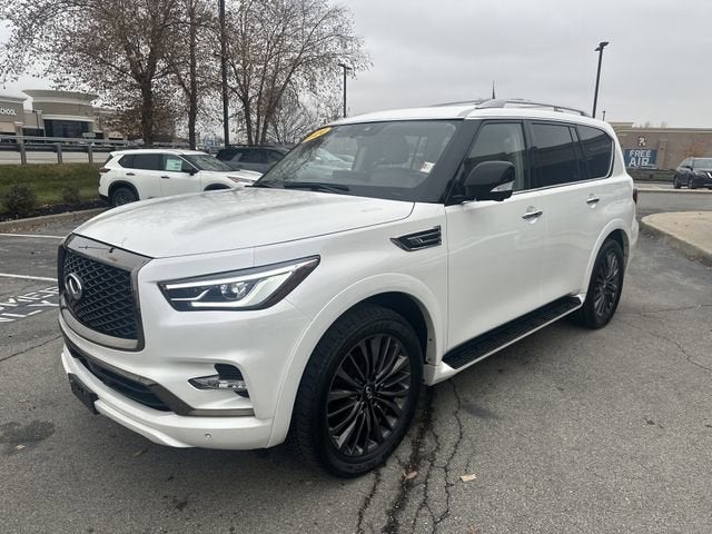 2024 INFINITI QX80 Premium Select