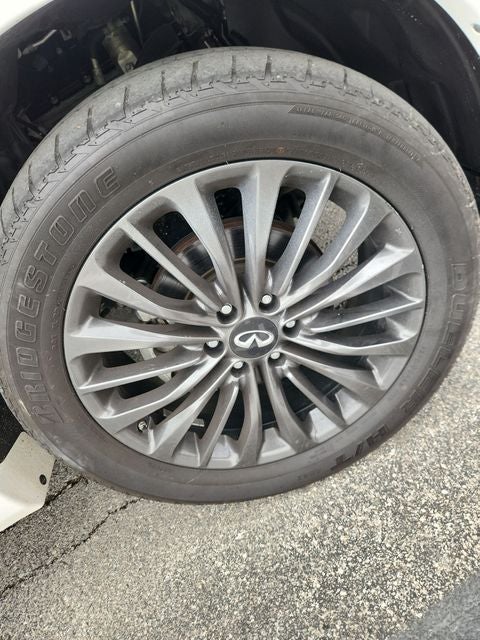 2024 INFINITI QX80 Sensory