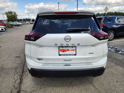 2026 Nissan Rogue SV