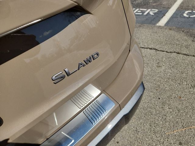2025 Nissan Rogue SL