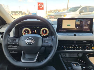 2025 Nissan Rogue SL