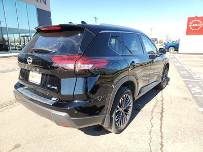 2025 Nissan Rogue SL