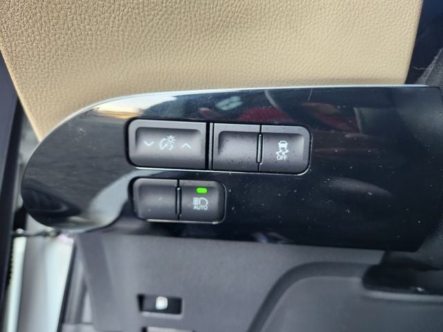 2017 Toyota Prius Two