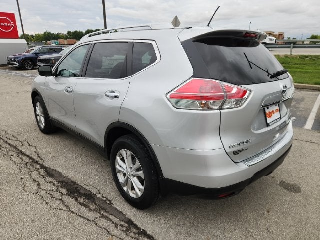 2016 Nissan Rogue SV