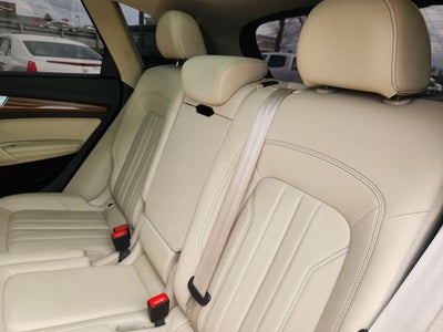 2022 Audi Q5 45 S line Premium quattro