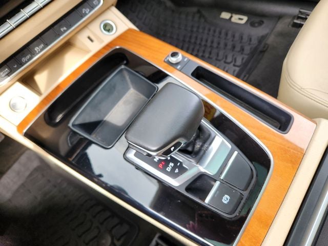 2022 Audi Q5 45 S line Premium quattro