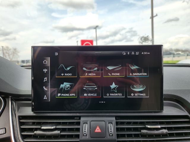 2022 Audi Q5 45 S line Premium quattro