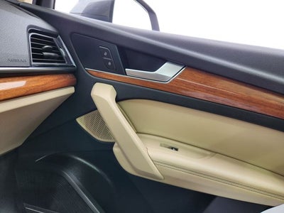 2022 Audi Q5 45 S line Premium quattro