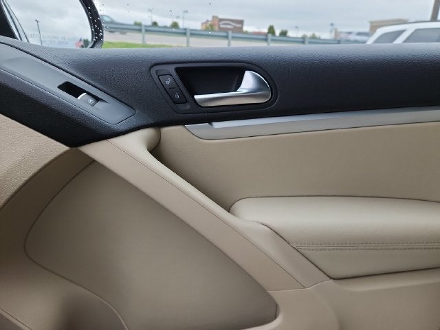 2016 Volkswagen Tiguan R-Line 4Motion