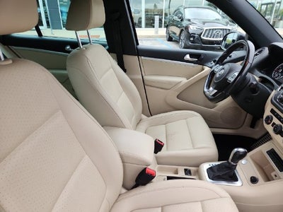 2016 Volkswagen Tiguan R-Line 4Motion