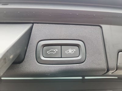 2018 Volvo XC60 T6 Momentum