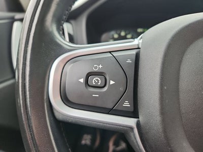 2018 Volvo XC60 T6 Momentum