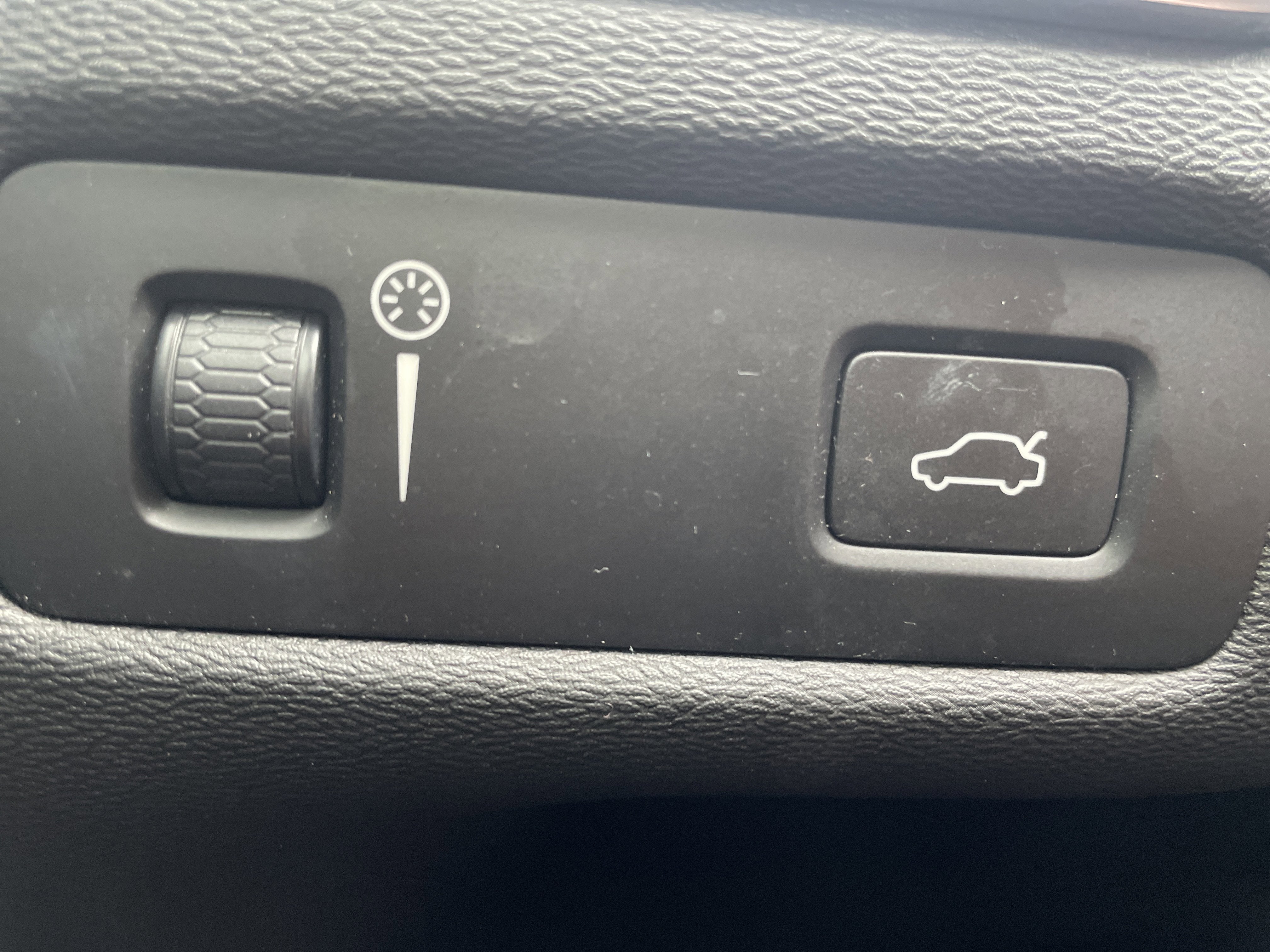 2018 Volvo XC60 T6 Momentum