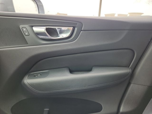 2018 Volvo XC60 T6 Momentum