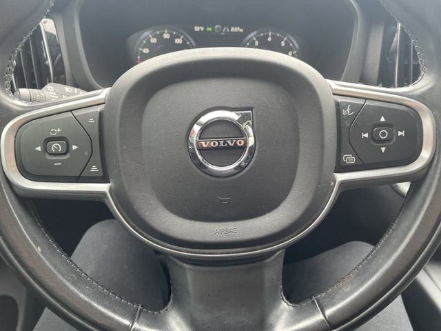 2018 Volvo XC60 T6 Momentum