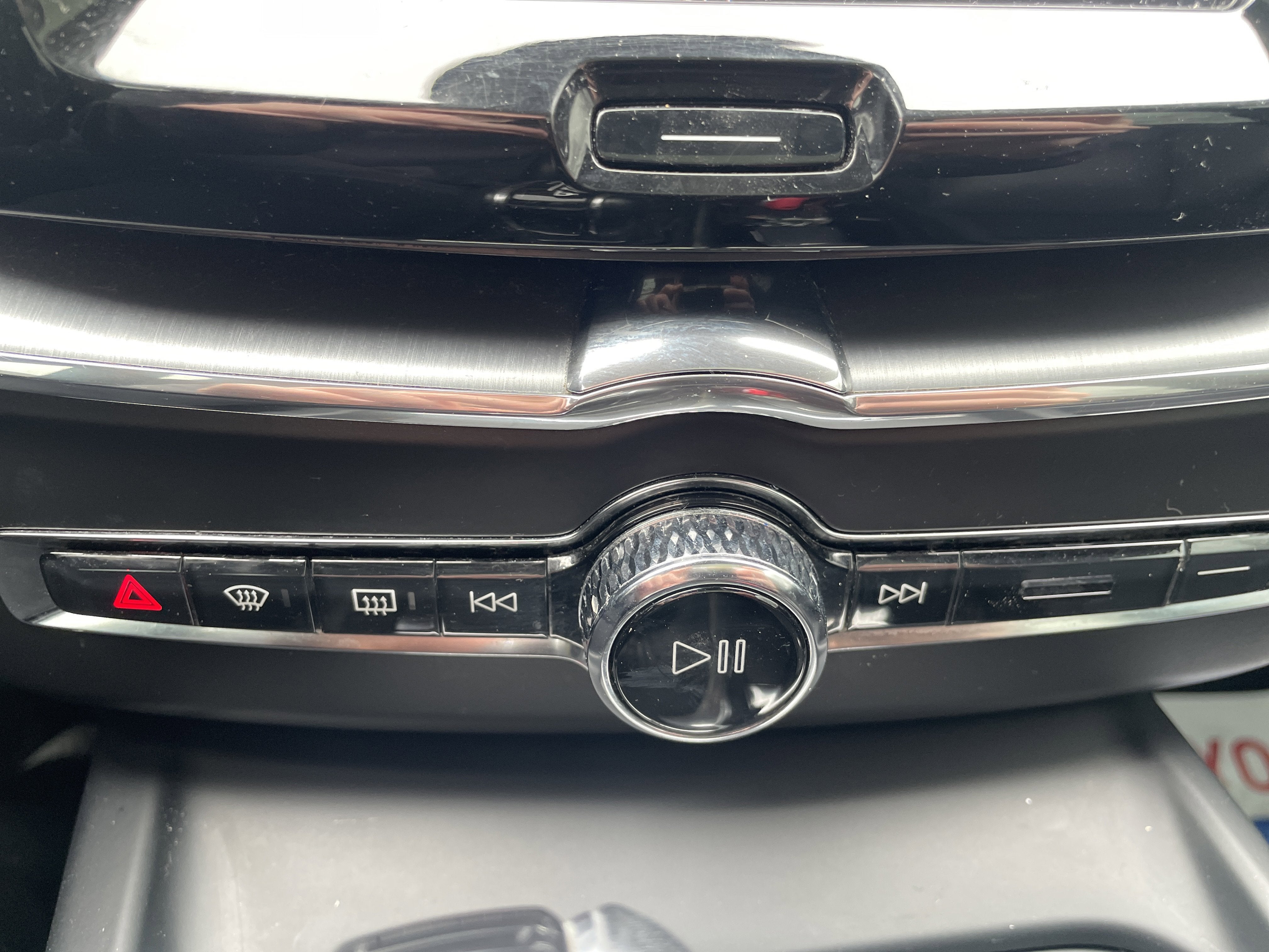 2018 Volvo XC60 T6 Momentum