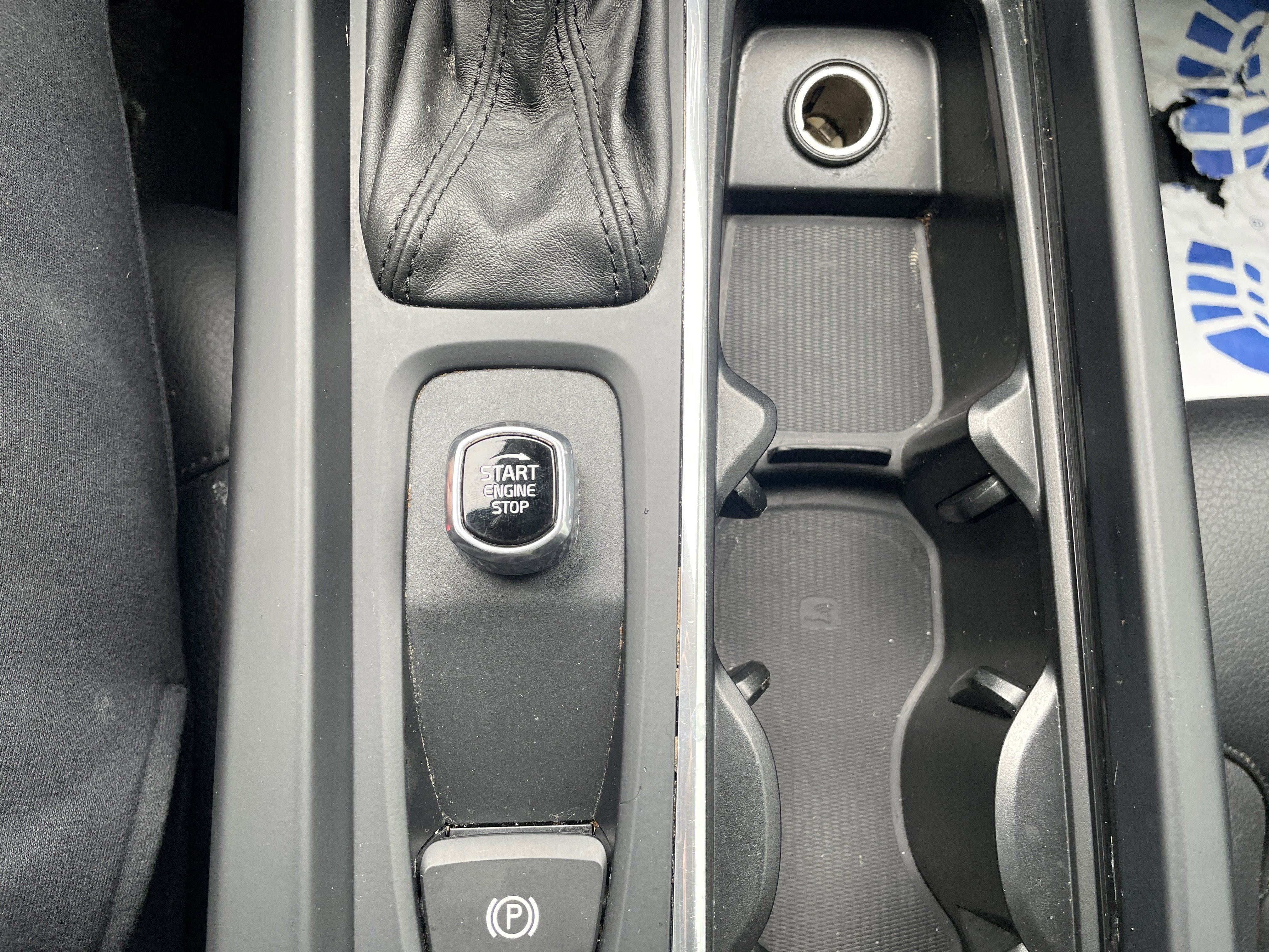 2018 Volvo XC60 T6 Momentum